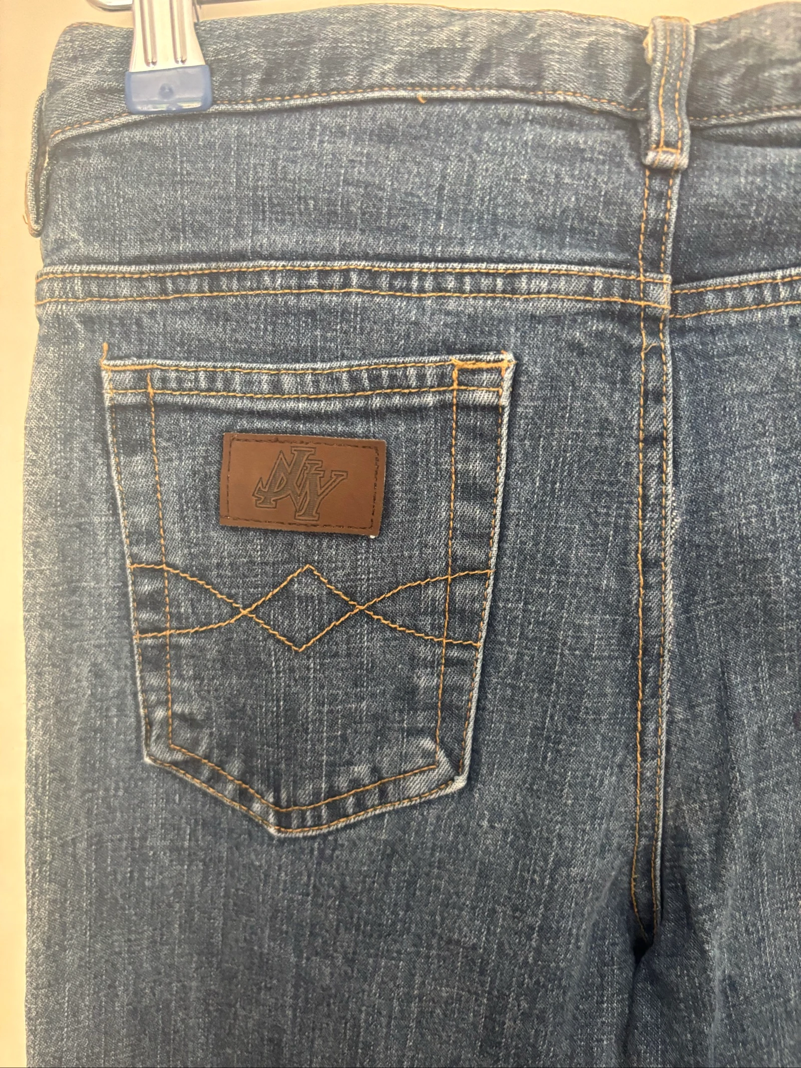 179/ Jean évasé brut - Jennyfer - Talla 40 – photo 6